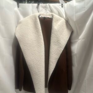 Women’s jacket 2X EUC dark brown fur trim